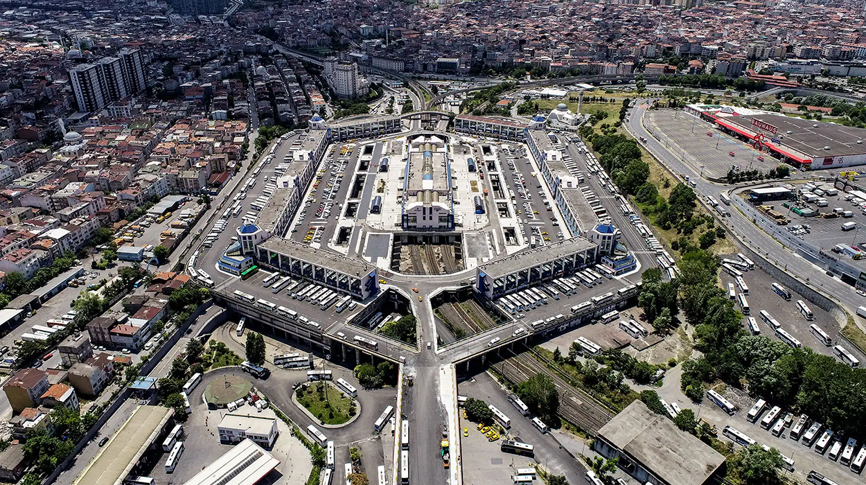 Bayrampaşa Vinç Kiralama ve Sepetli Kiralık Vinç